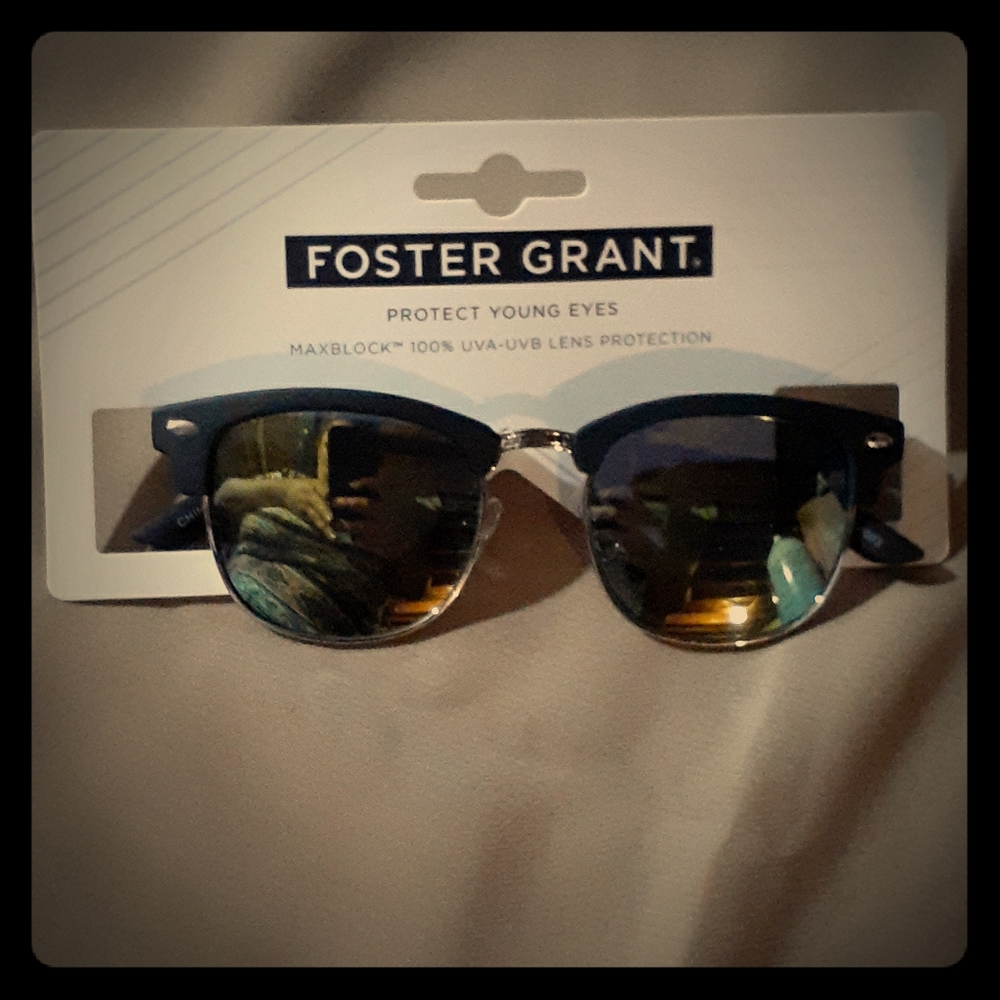 "New" Foster Grant Youth Sunglasses